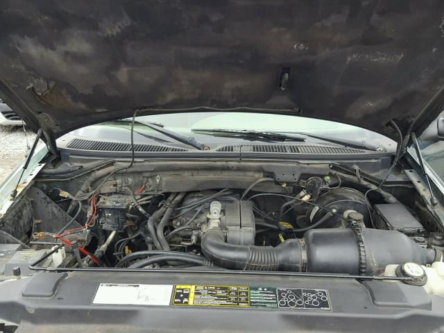 1FTZX17201NB77927 - 2001 FORD F150 GREEN photo 7