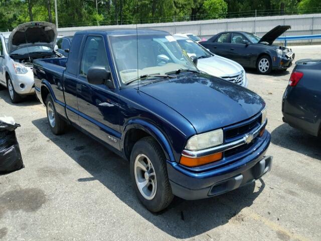 1GCCS19W628238086 - 2002 CHEVROLET S TRUCK BLUE photo 1