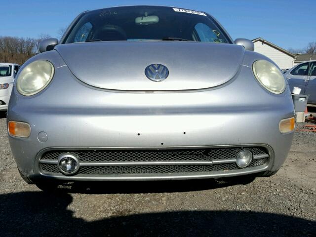 3VWDD21C41M410533 - 2001 VOLKSWAGEN NEW BEETLE 银色 照片 9