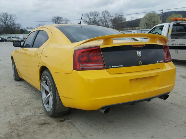 2B3KA73W18H151338 - 2008 DODGE CHARGER SR YELLOW photo 3