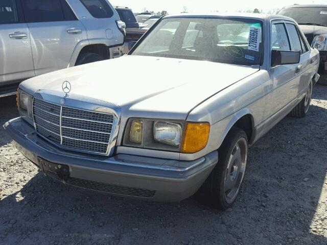 WDBCB20C0FA163102 - 1985 MERCEDES-BENZ 300 SD SILVER photo 2