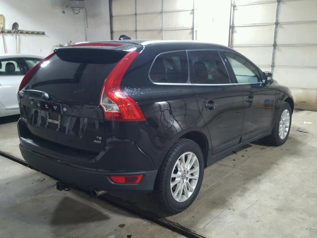 YV4992DZXA2123163 - 2010 VOLVO XC60 T6 BLACK photo 4