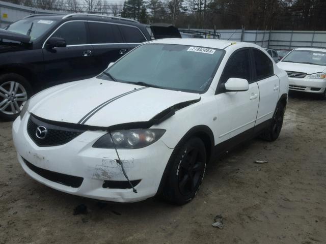 JM1BK12F041173950 - 2004 MAZDA 3 I WHITE photo 2