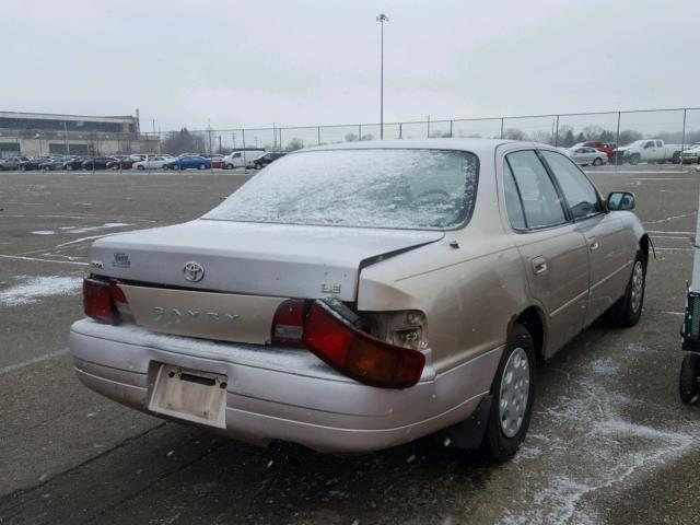 4T1BG12K3TU678985 - 1996 TOYOTA CAMRY DX BEIGE photo 4