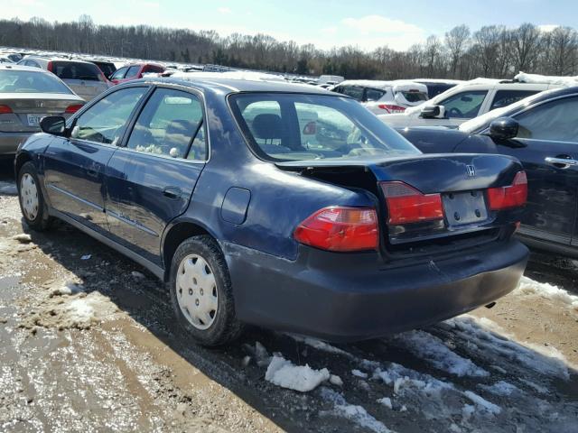 1HGCG665XYA126775 - 2000 HONDA ACCORD LX BLUE photo 3