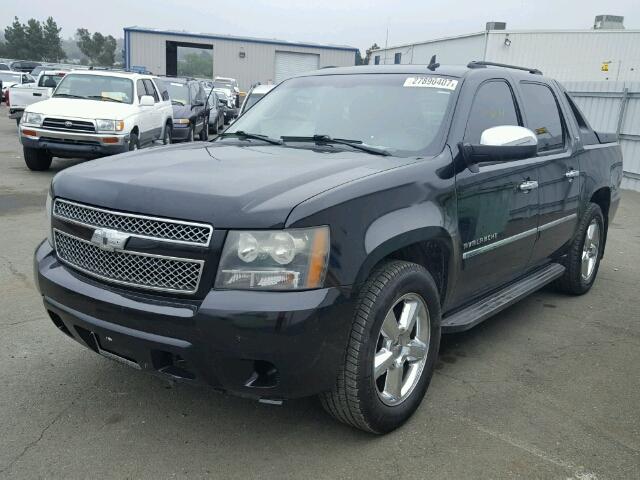 3GNVKGE07AG243861 - 2010 CHEVROLET AVALANCHE BLACK photo 2