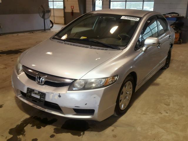 2HGFA1F35AH310559 - 2010 HONDA CIVIC VP SILVER photo 2