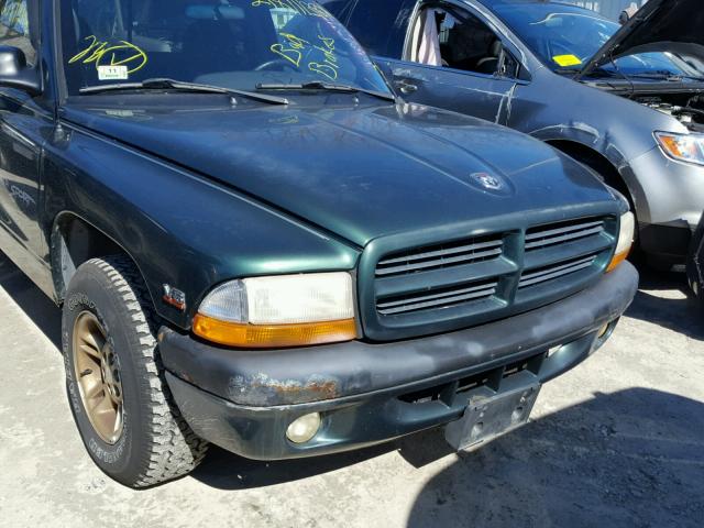 1B7GL22X4YS550331 - 2000 DODGE DAKOTA GREEN photo 9