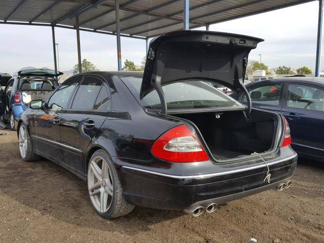 WDBUF72X37B110167 - 2007 MERCEDES-BENZ E 550 BLACK photo 3