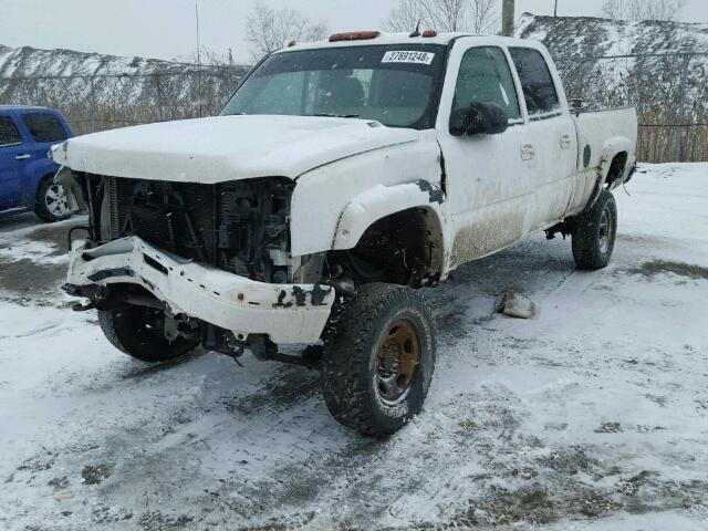 1GCHK23295F947581 - 2005 CHEVROLET SILVERADO WHITE photo 2