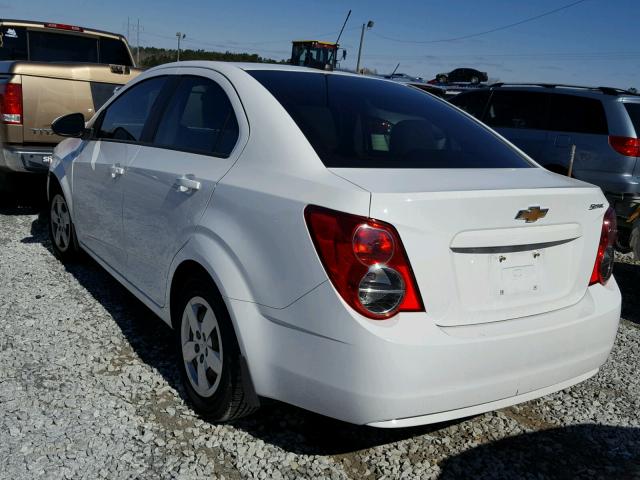 1G1JA5SH1F4124225 - 2015 CHEVROLET SONIC LS WHITE photo 3