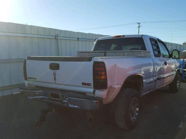 1GTFC29U2YZ134597 - 2000 GMC NEW SIERRA WHITE photo 4