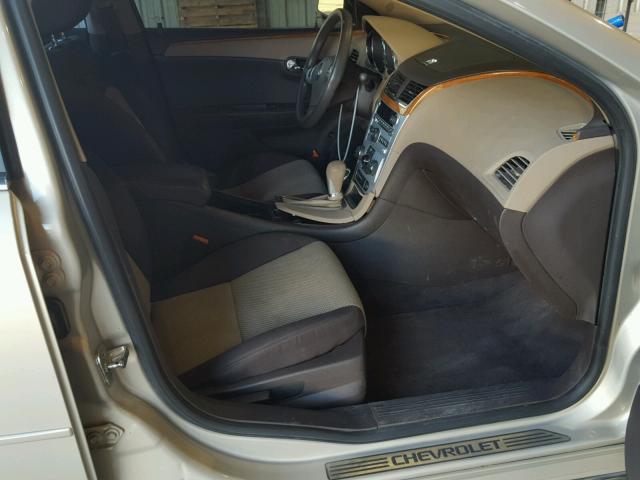 1G1ZC5E09CF295436 - 2012 CHEVROLET MALIBU 1LT 金色 照片 5