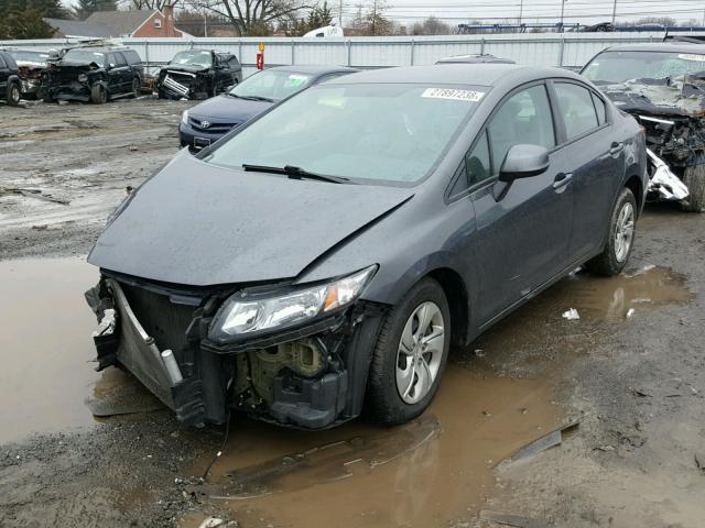 2HGFB2F57DH585231 - 2013 HONDA CIVIC LX GRAY photo 2