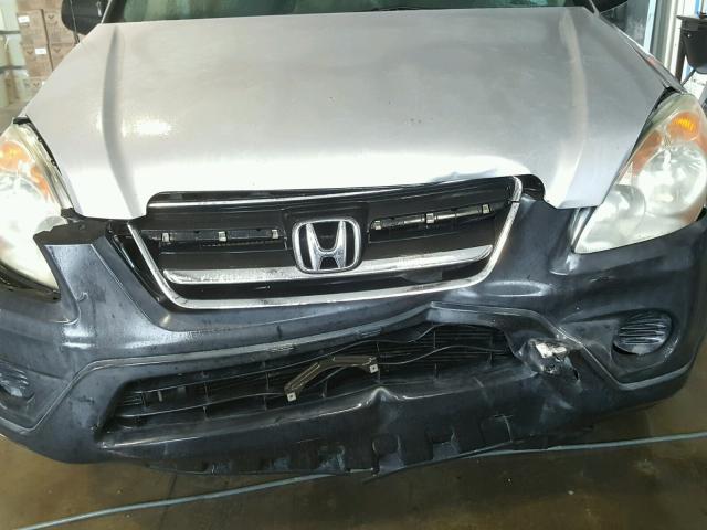 SHSRD68575U307763 - 2005 HONDA CR-V LX SILVER photo 9