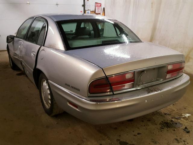 1G4CW52KXWU400457 - 1998 BUICK PARK AVENU SILVER photo 3