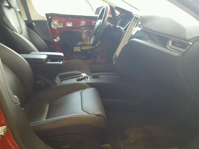 5YJSA1E18HF178040 - 2017 TESLA MODEL S RED photo 5
