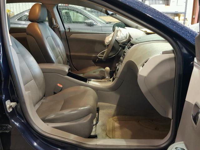 1G1ZG57B49F185843 - 2009 CHEVROLET MALIBU LS ლურჯი ფოტო 5