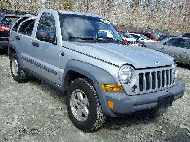 1J4GL48K86W102939 - 2006 JEEP LIBERTY SP SILVER photo 1