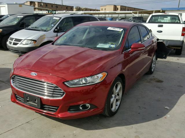 3FA6P0H77GR366013 - 2016 FORD FUSION SE RED photo 2