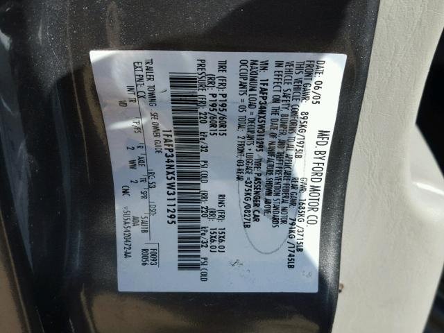 1FAFP34NX5W311295 - 2005 FORD FOCUS ZX4 GRAY photo 10