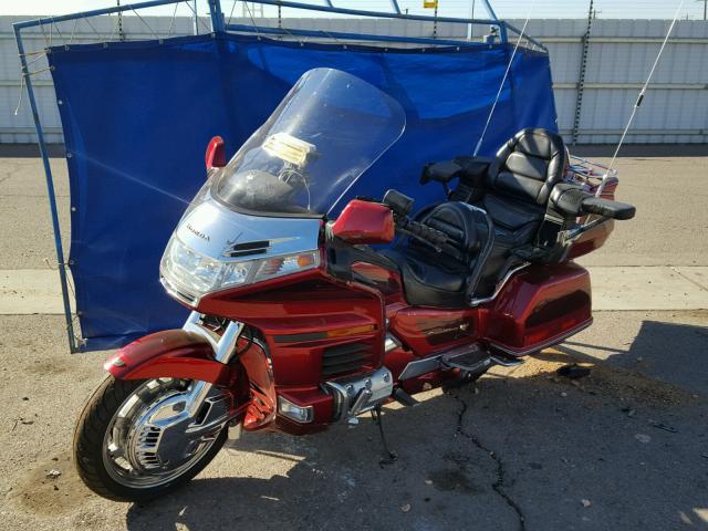 1HFSC2230WA004755 - 1998 HONDA GL1500 SE RED photo 2