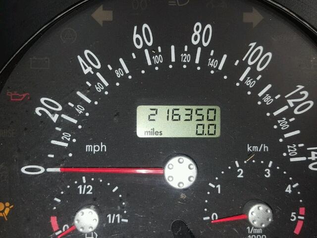 3VWCF21C8YM438299 - 2000 VOLKSWAGEN NEW BEETLE 绿色 照片 8