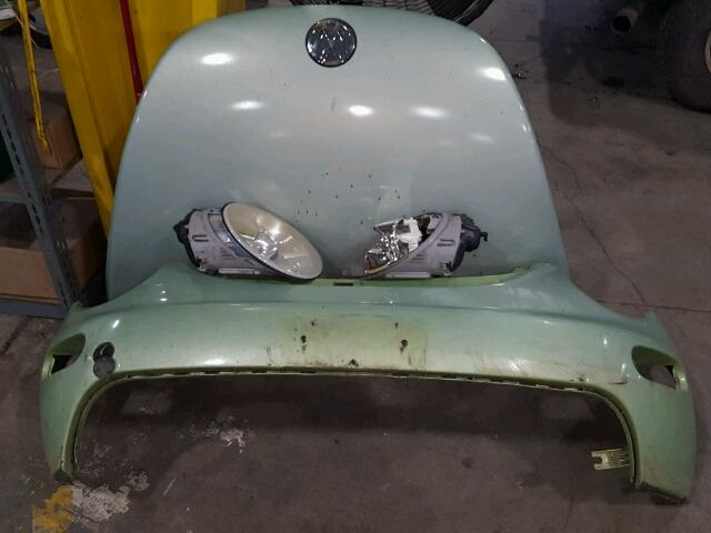 3VWCF21C8YM438299 - 2000 VOLKSWAGEN NEW BEETLE 绿色 照片 9