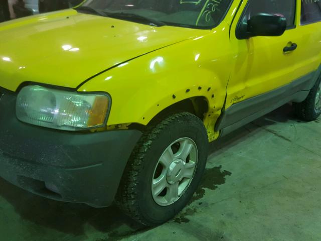 1FMYU04141KB12215 - 2001 FORD ESCAPE XLT YELLOW photo 9