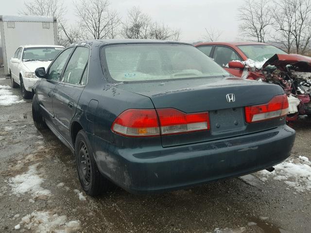 1HGCG66502A005714 - 2002 HONDA ACCORD LX GREEN photo 3