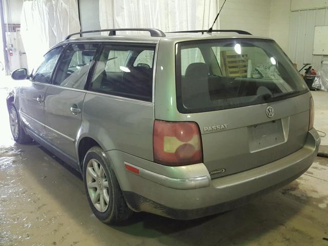 WVWVD63B24E281138 - 2004 VOLKSWAGEN PASSAT GLS GRAY photo 3