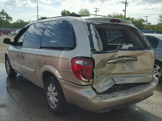 2C4GP54L55R479833 - 2005 CHRYSLER TOWN & COU BEIGE photo 3