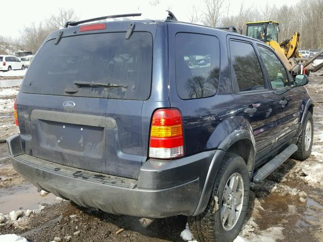 1FMCU03184KB51695 - 2004 FORD ESCAPE XLT BLUE photo 4