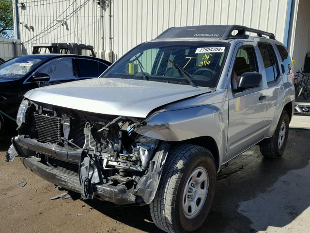 5N1AN08U88C516464 - 2008 NISSAN XTERRA OFF SILVER photo 2