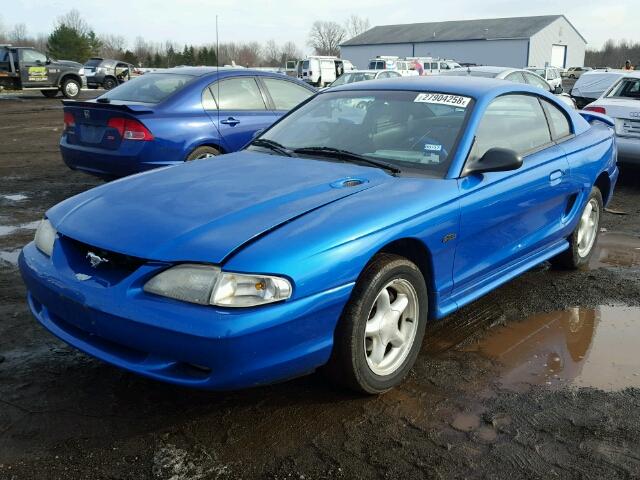 1FAFP42X3WF144239 - 1998 FORD MUSTANG GT BLUE photo 2