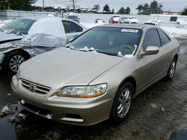 1HGCG22511A036211 - 2001 HONDA ACCORD EX GOLD photo 2