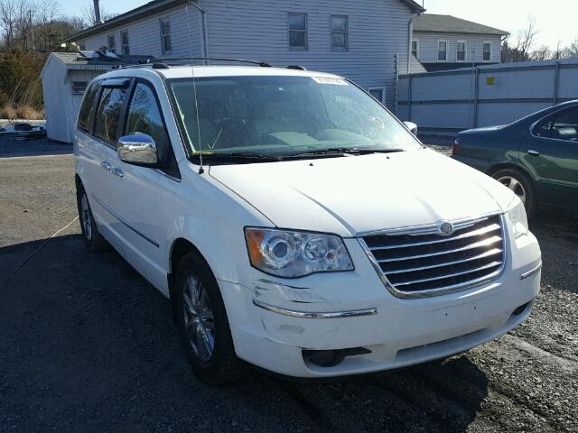 2A8HR64X38R107993 - 2008 CHRYSLER TOWN & COU WHITE photo 1