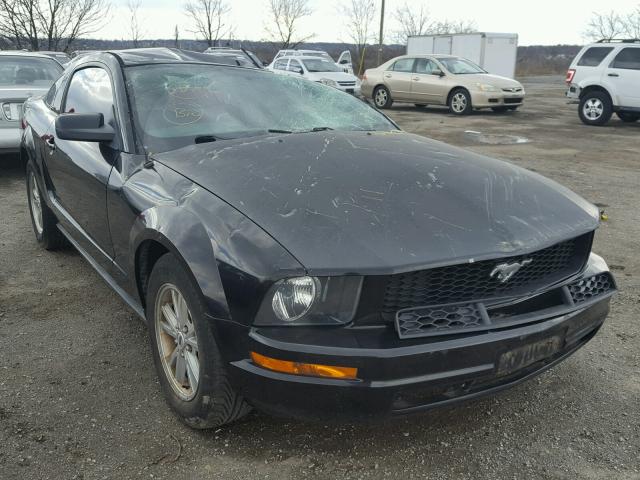 1ZVFT80N565121871 - 2006 FORD MUSTANG BLACK photo 1