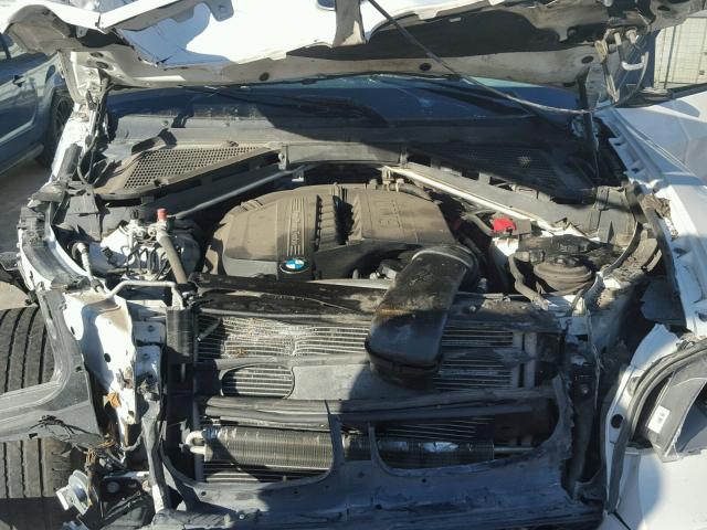 5UXZV4C55CL757503 - 2012 BMW X5 XDRIVE3 WHITE photo 7