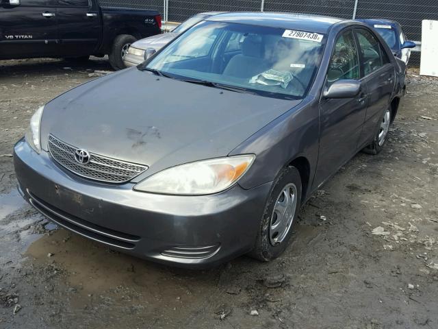 4T1BE32K52U612079 - 2002 TOYOTA CAMRY LE TAN photo 2