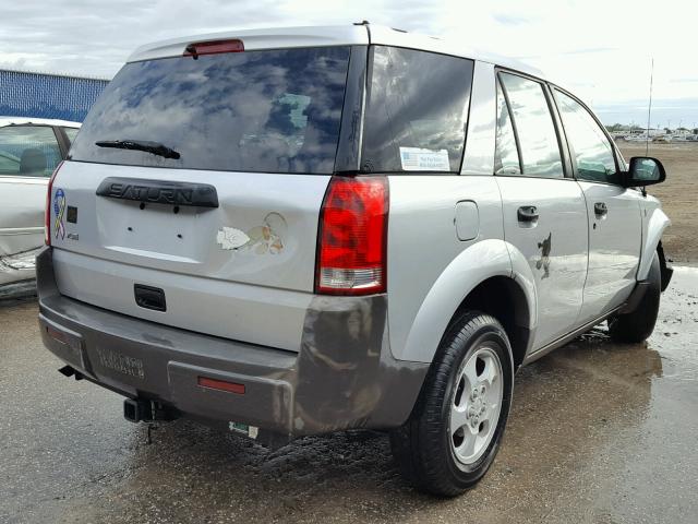 5GZCZ23D52S837846 - 2002 SATURN VUE SILVER photo 4