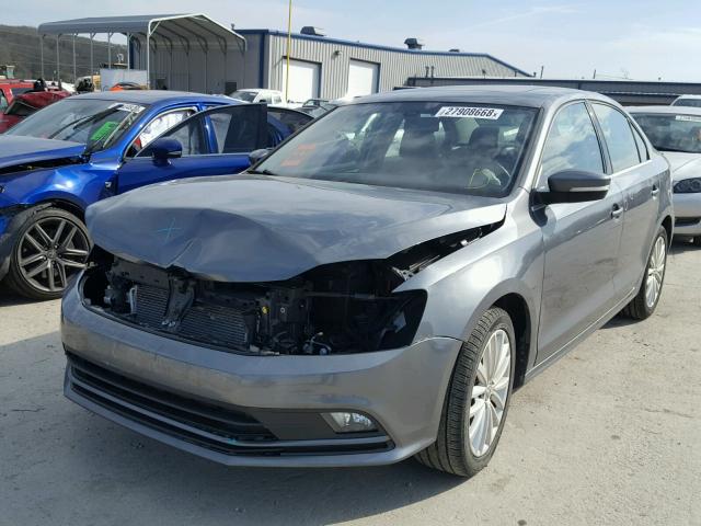 3VWL07AJ9GM255957 - 2016 VOLKSWAGEN JETTA SEL GRAY photo 2