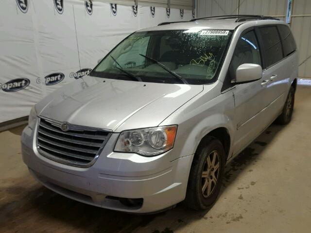 2A8HR54P48R826552 - 2008 CHRYSLER TOWN & COU GRAY photo 2