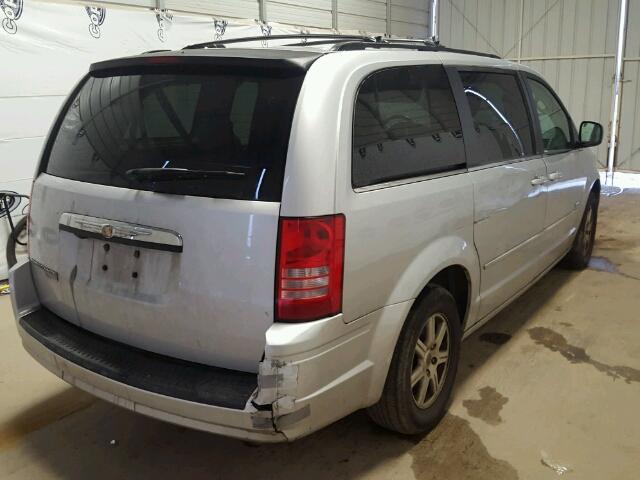 2A8HR54P48R826552 - 2008 CHRYSLER TOWN & COU GRAY photo 4