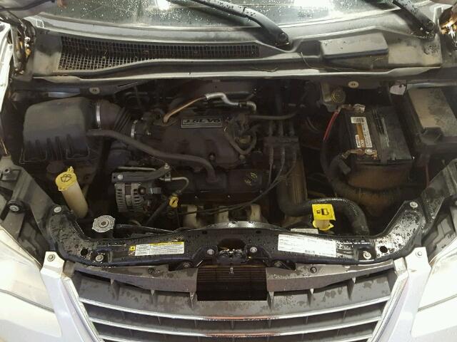 2A8HR54P48R826552 - 2008 CHRYSLER TOWN & COU GRAY photo 7