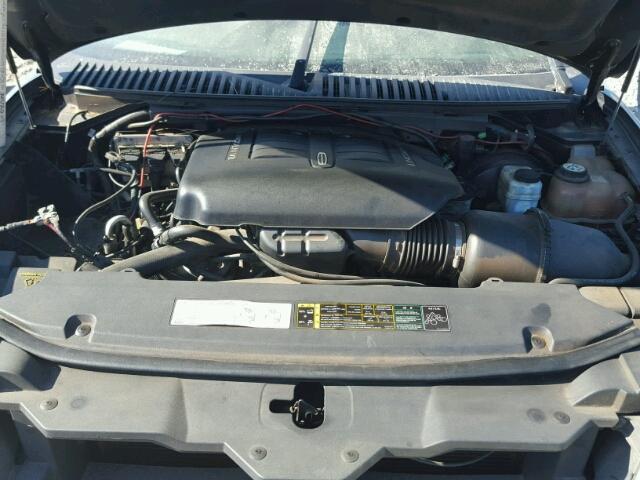 5LMFU27R34LJ24517 - 2004 LINCOLN NAVIGATOR შავი ფოტო 7