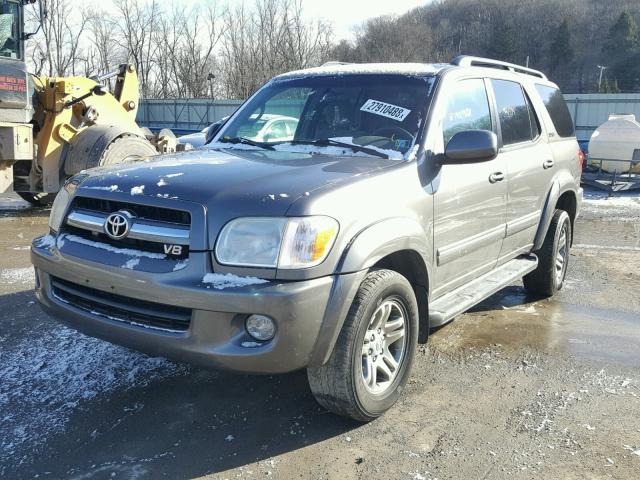 5TDBT44A76S277132 - 2006 TOYOTA SEQUOIA SR GRAY photo 2