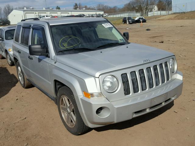 1J8FF28W98D660712 - 2008 JEEP PATRIOT SP SILVER photo 1