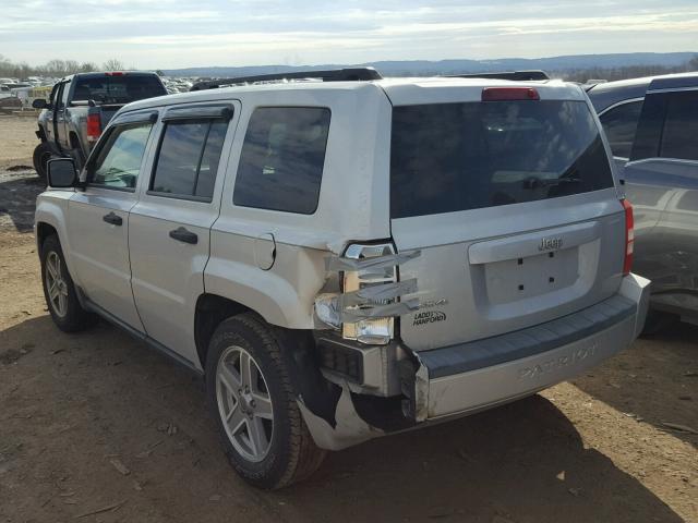 1J8FF28W98D660712 - 2008 JEEP PATRIOT SP SILVER photo 3