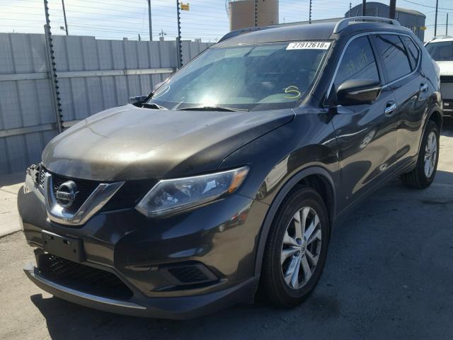 5N1AT2MT2EC796280 - 2014 NISSAN ROGUE S GREEN photo 2